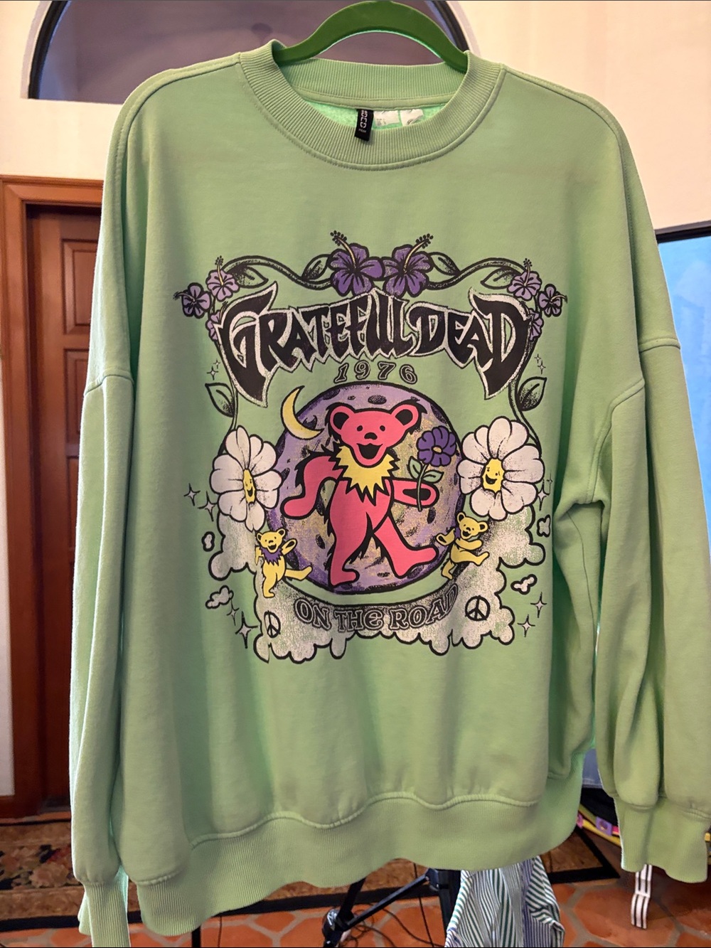 grateful Dead green sweatshirt